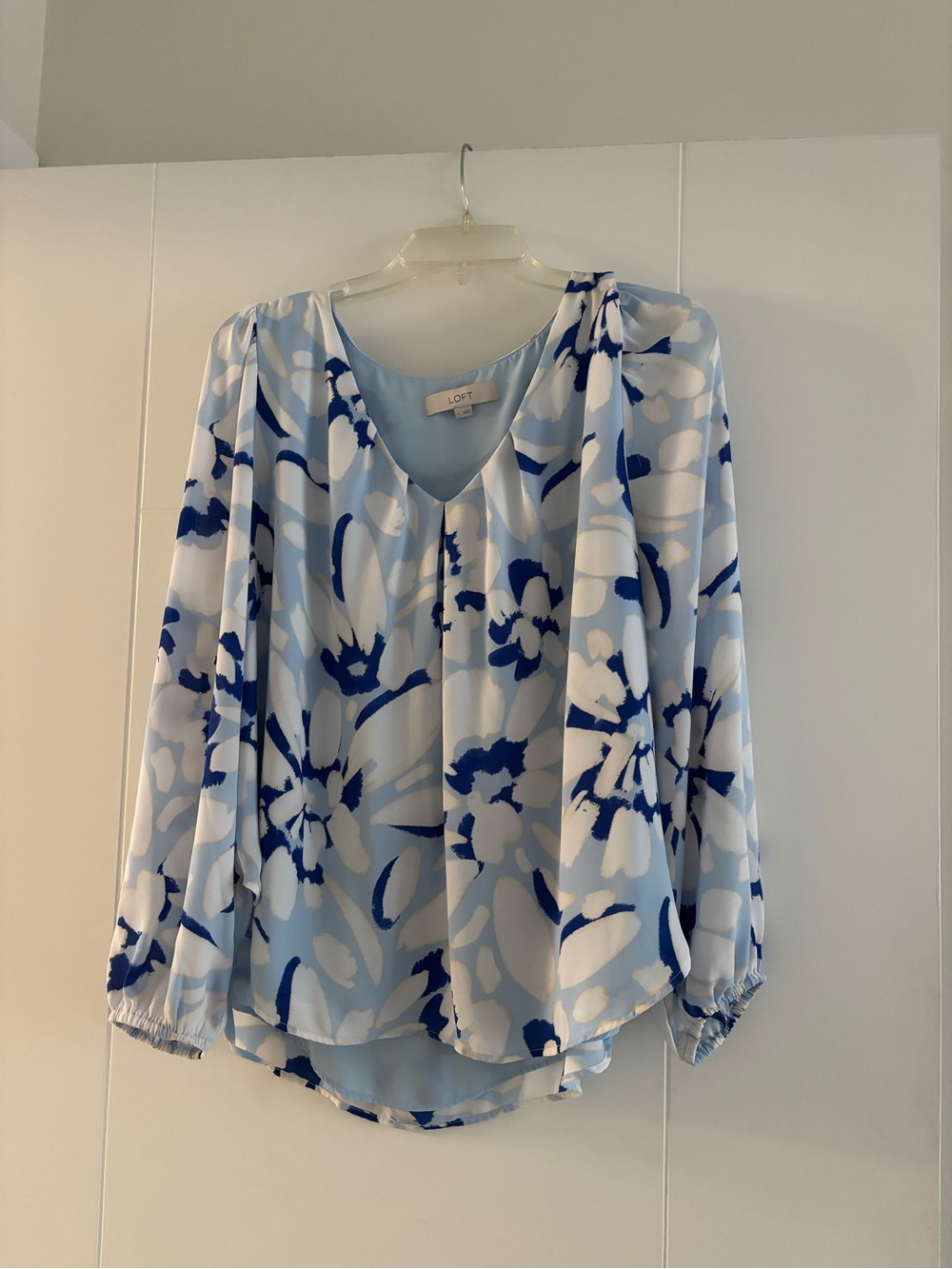 LOFT Blue and White Floral V-Neck Blouse